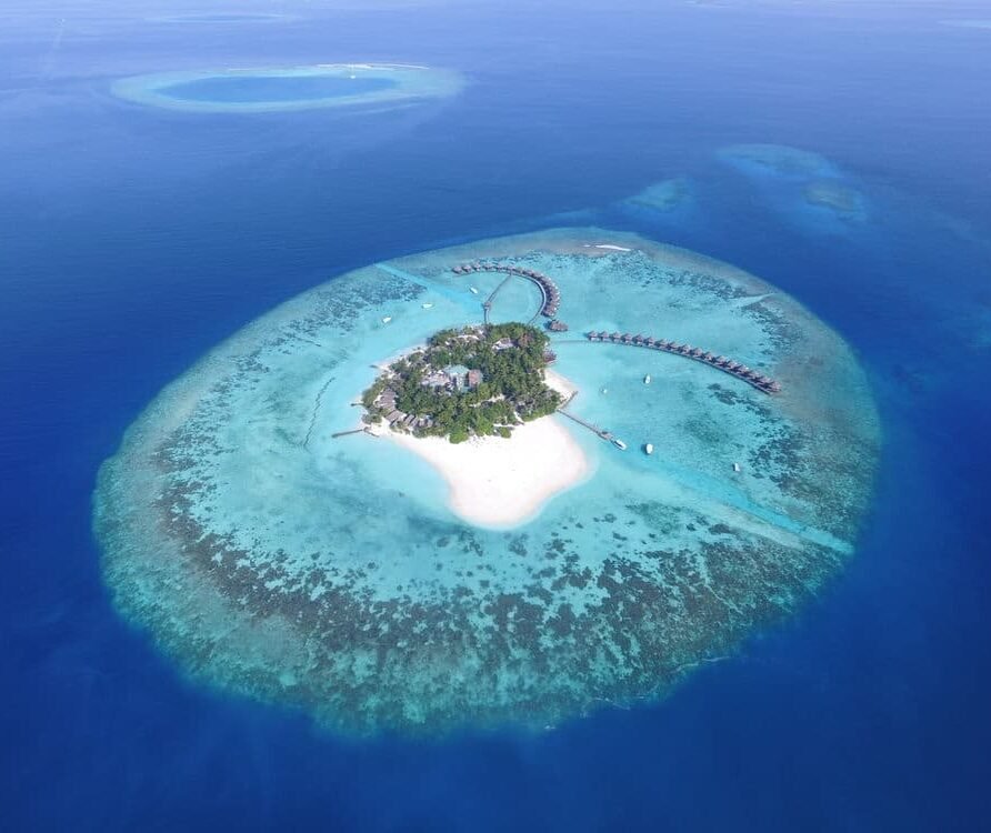 THULHAGIRI ISLAND RESORT Water Bungalow