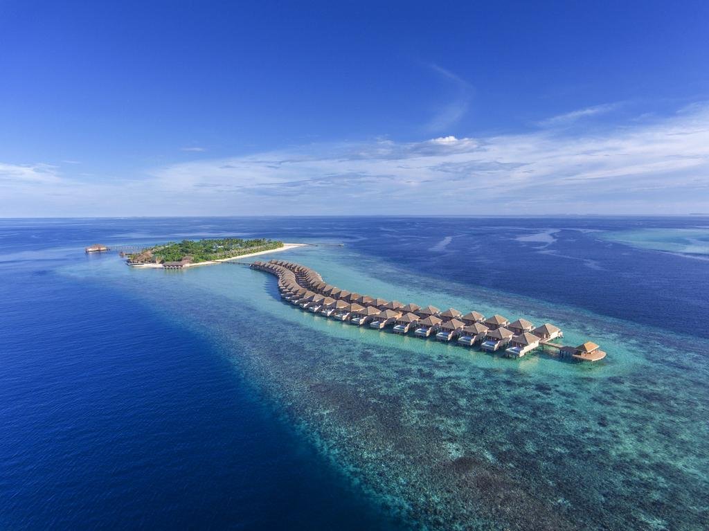 HURAWALHI ISLAND RESORT Ocean Villa