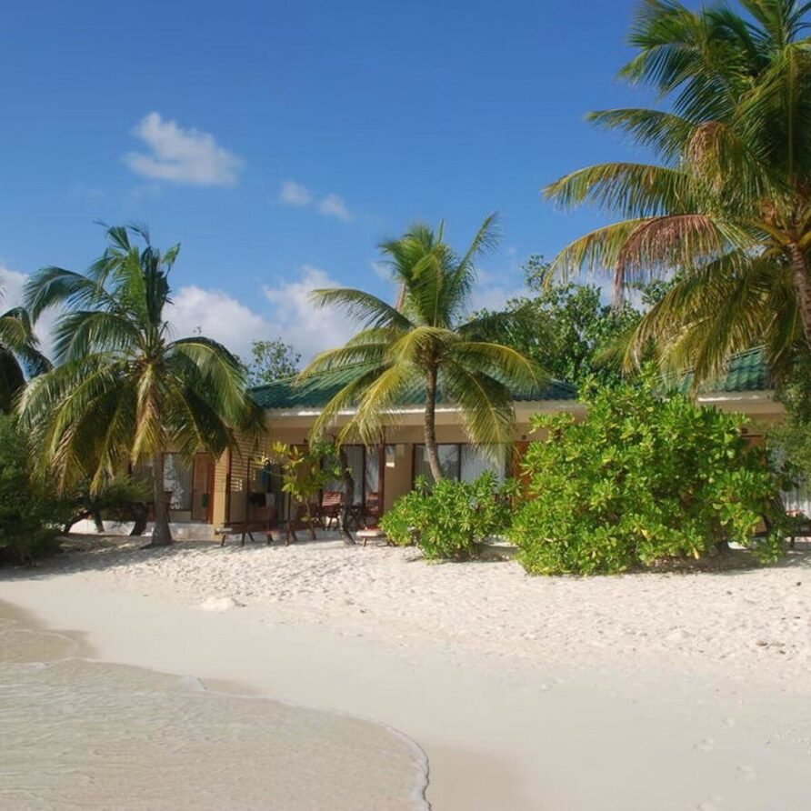 ERI MALDIVES Deluxe Beach Villa