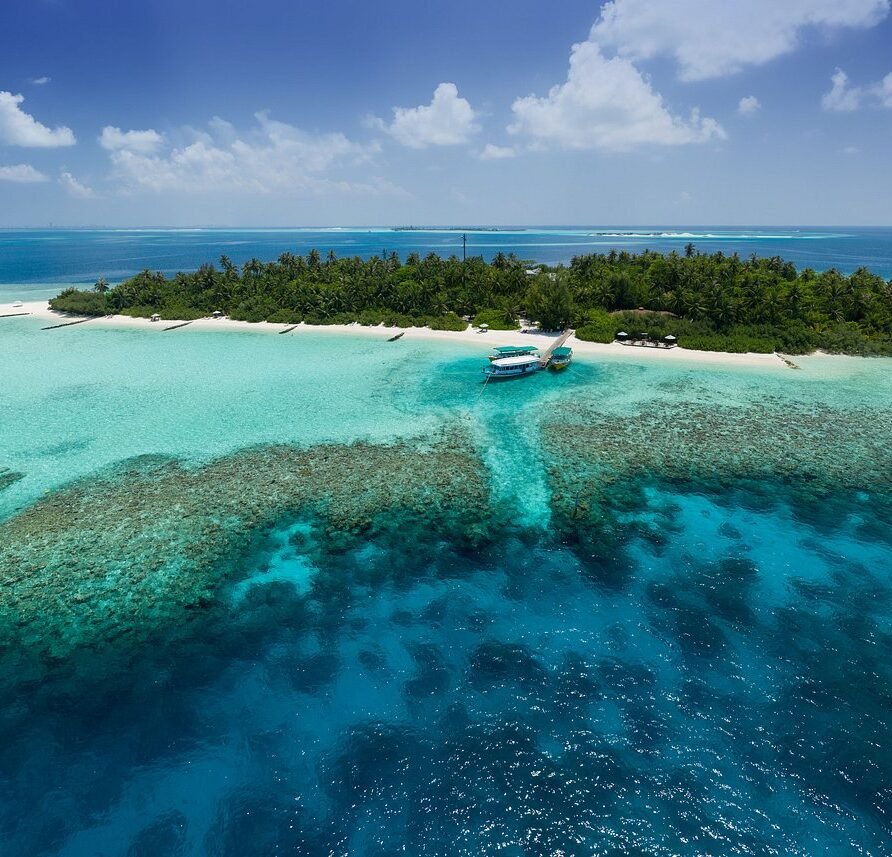 EMBUDU VILLAGE Water Bungalow